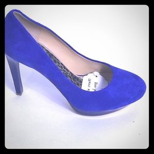 Blue platform pump